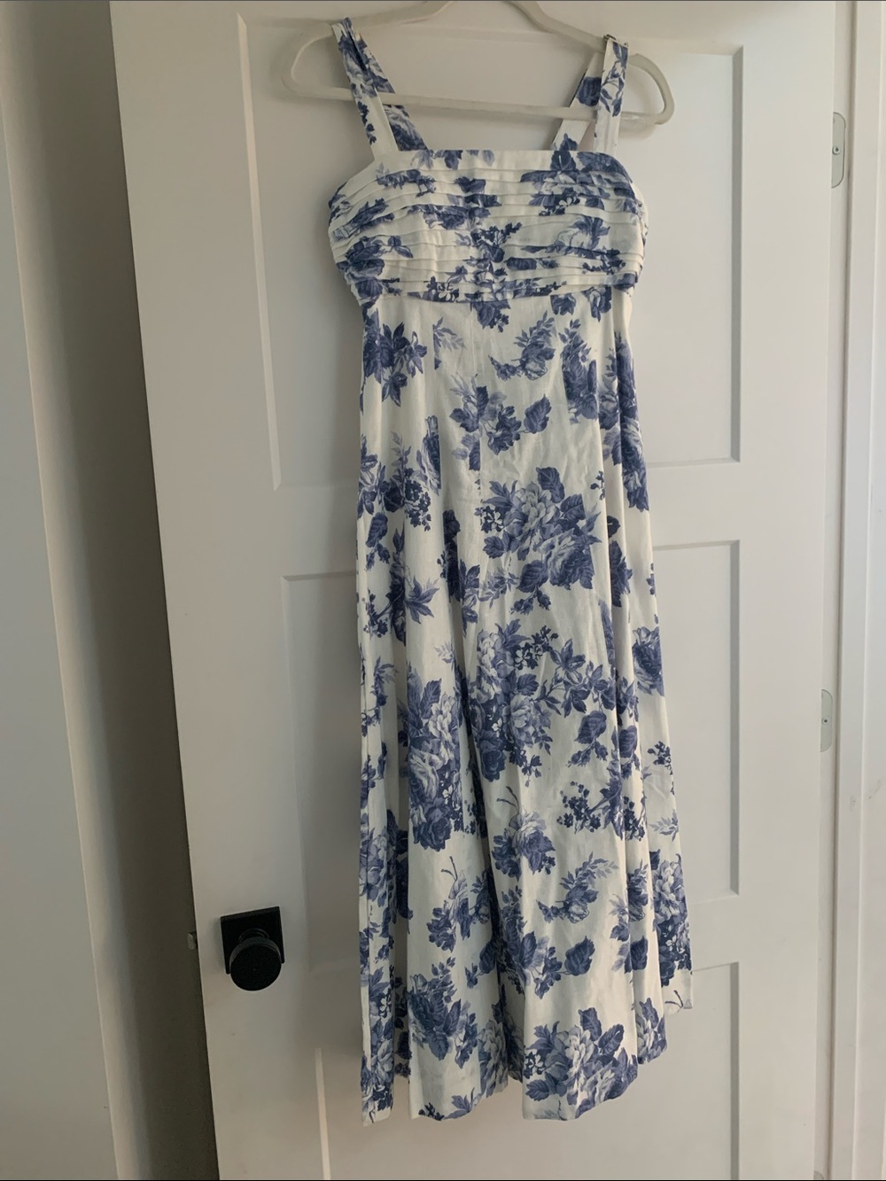 Abercrombie & Fitch White Dress with Blue Floral Print Emerson